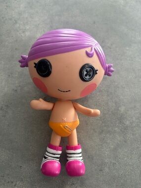 Poupée MGA Lalaloopsy bébé cheveux roses orange couche taille réelle